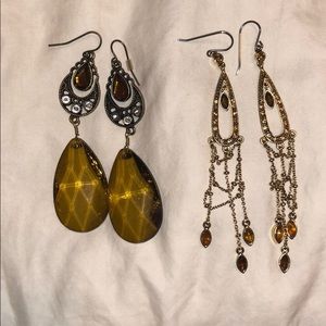 2 pairs of vintage earrings
